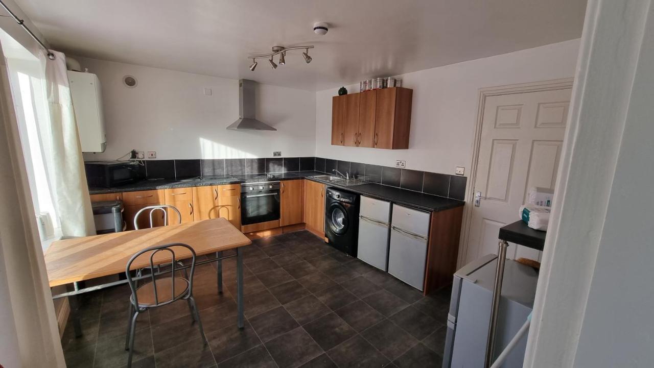 En Suite Room With Kitchen Facilities 노팅엄 외부 사진